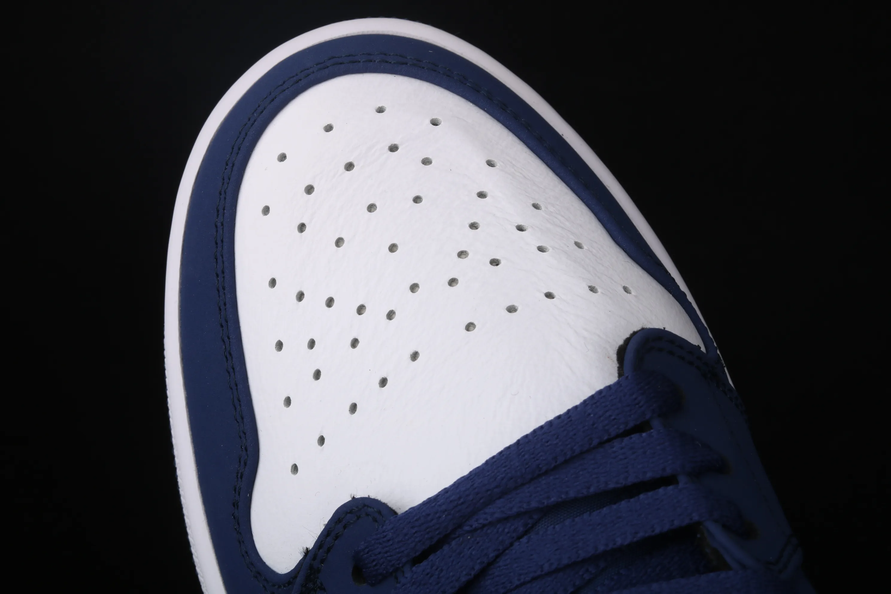 All categories Air Jordan Jordan series basketball shoes Air Jordan 1 Low Air Jordan 1 Low AJ1 Joe 1 low-top cultural and leisure sports sneakers CZ8454-400